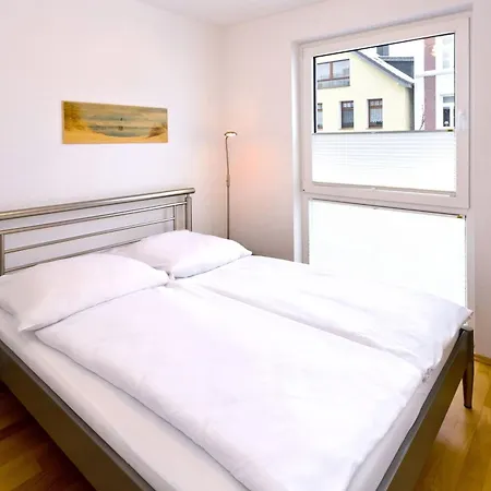 Hopckestrasse, Hs4 *
